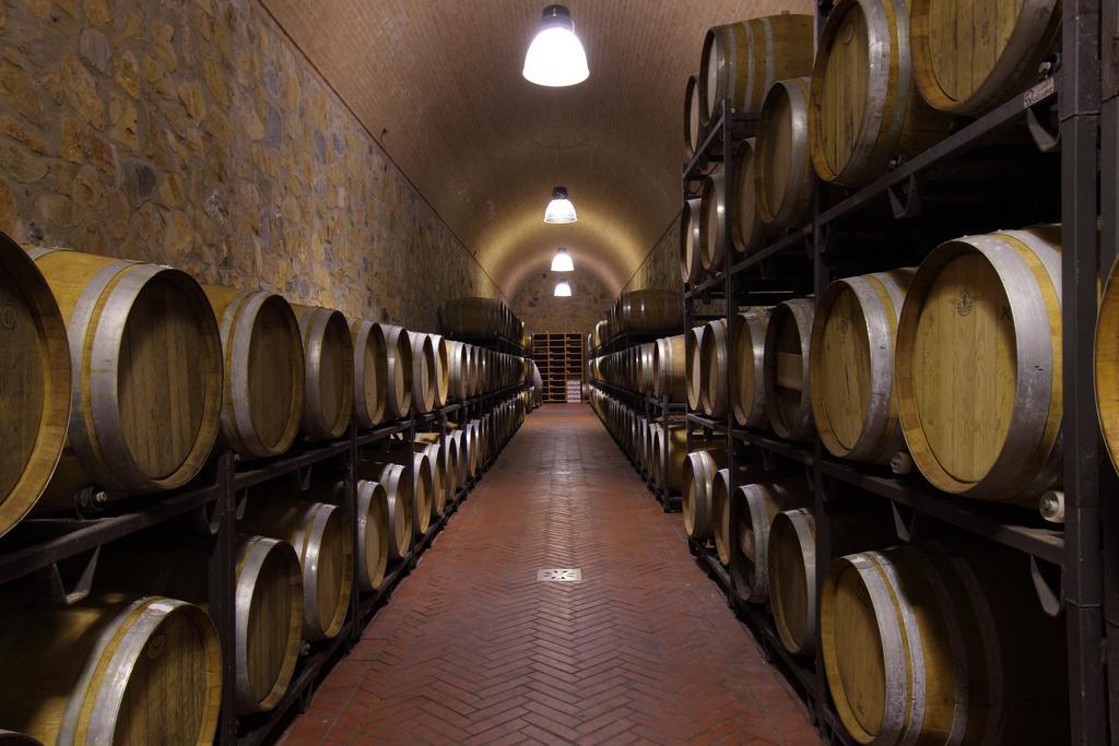 הוילה מליאנו אין טוסקנה Fattoria Di Magliano Winery מראה חיצוני תמונה